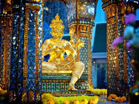 Visit the Four Faced Buddha when traveling to Thailand