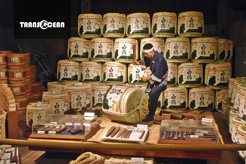 SAKE HAKUTSURU