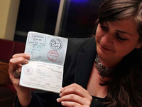 What procedures are needed to extend a Vietnam Visa for a foreigner for the first time?