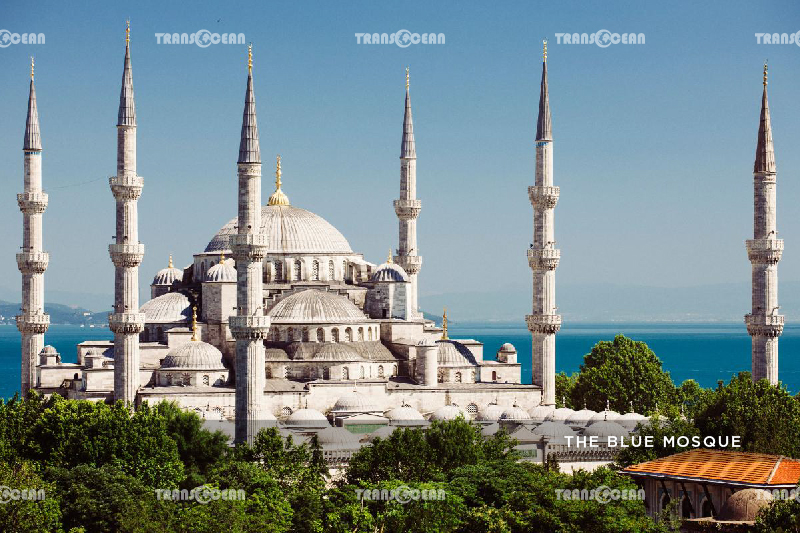 TUR 201 [Blue Mosque]-01.jpg
