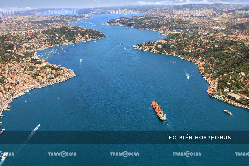 TUR 226 [Bosphorus]-01.jpg
