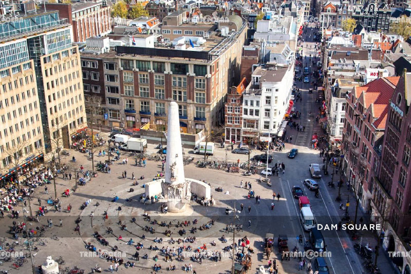 EU-327-[Dam-Square]-01.jpg