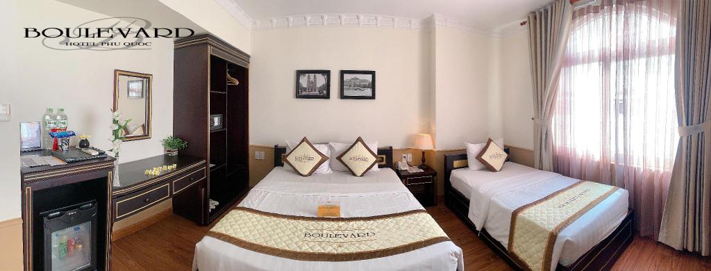 dat_phong_khach_san_tai_phu_quoc_boulevard_hotel.jpg