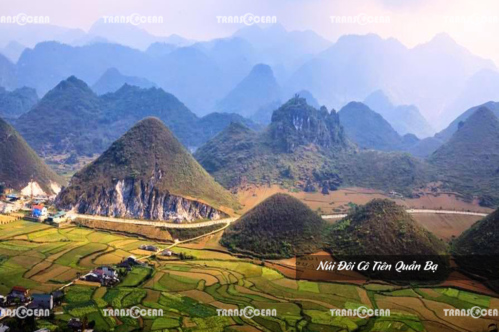 Núi Đôi Cô Tiên Quản Bạ.jpg