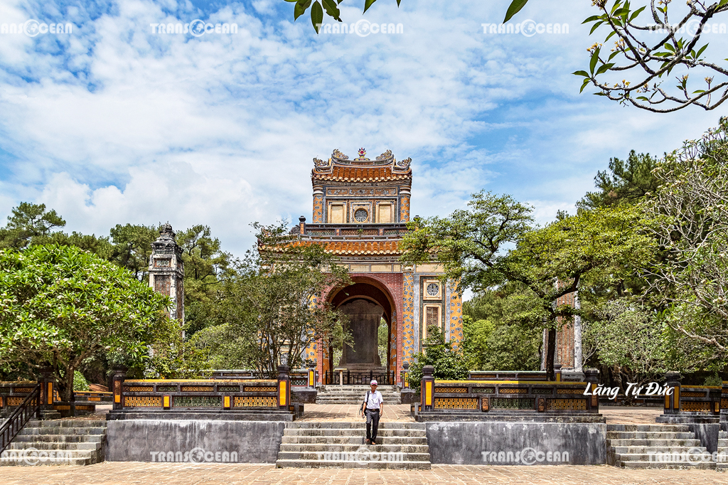 Lăng Tự Đức.jpg